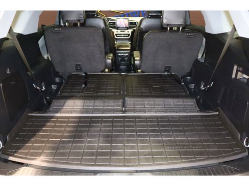 Used 2023 Ford Explorer XLT w/ Equipment Group 202A image 18