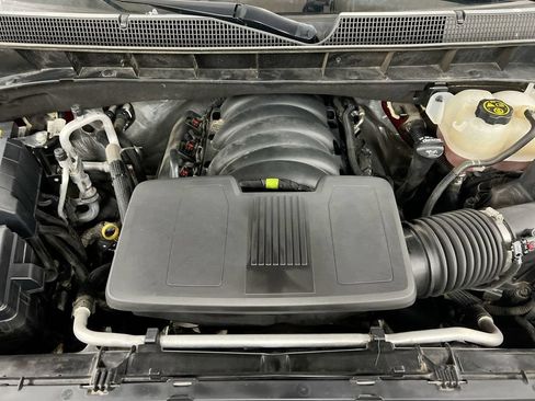 Used 2021 Chevrolet Silverado 1500 LTZ AWD/4WD image 25