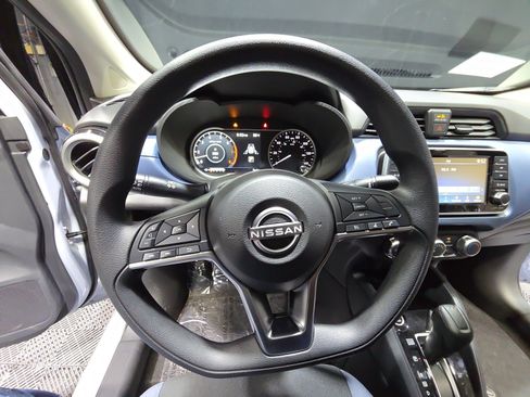 New 2025 Nissan Versa SV w/ Trunk Package image 9