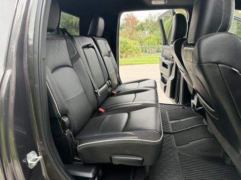 Used 2025 RAM 2500 Limited AWD/4WD image 15