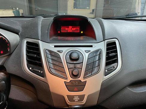 Used 2011 Ford Fiesta SE w/ 202A Rapid Spec Order Code image 35