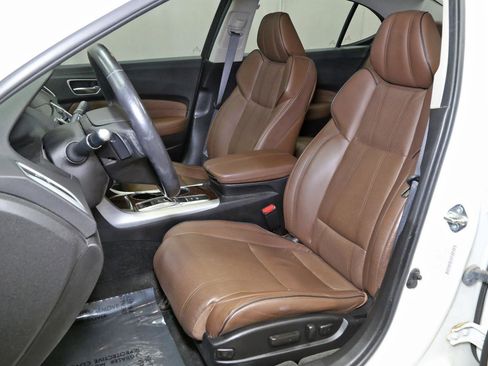 Used 2018 Acura TLX V6 w/ Technology Package image 4