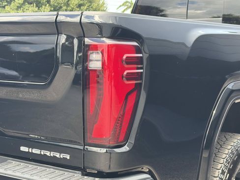 Used 2025 GMC Sierra 2500 Denali Ultimate w/ Max Trailering Package AWD/4WD image 6