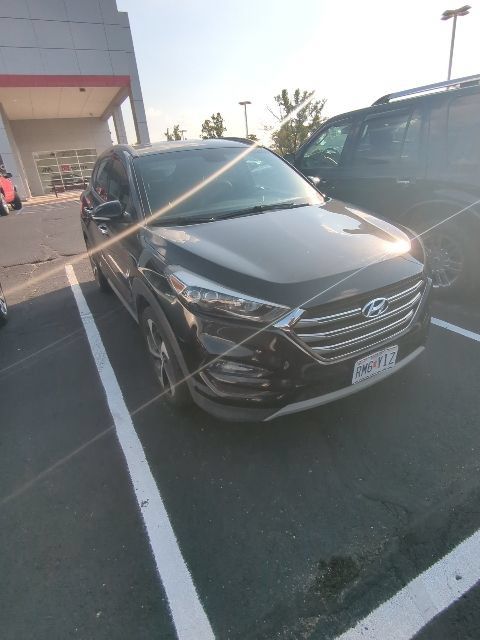 Used 2018 Hyundai Tucson Limited AWD/4WD image 3