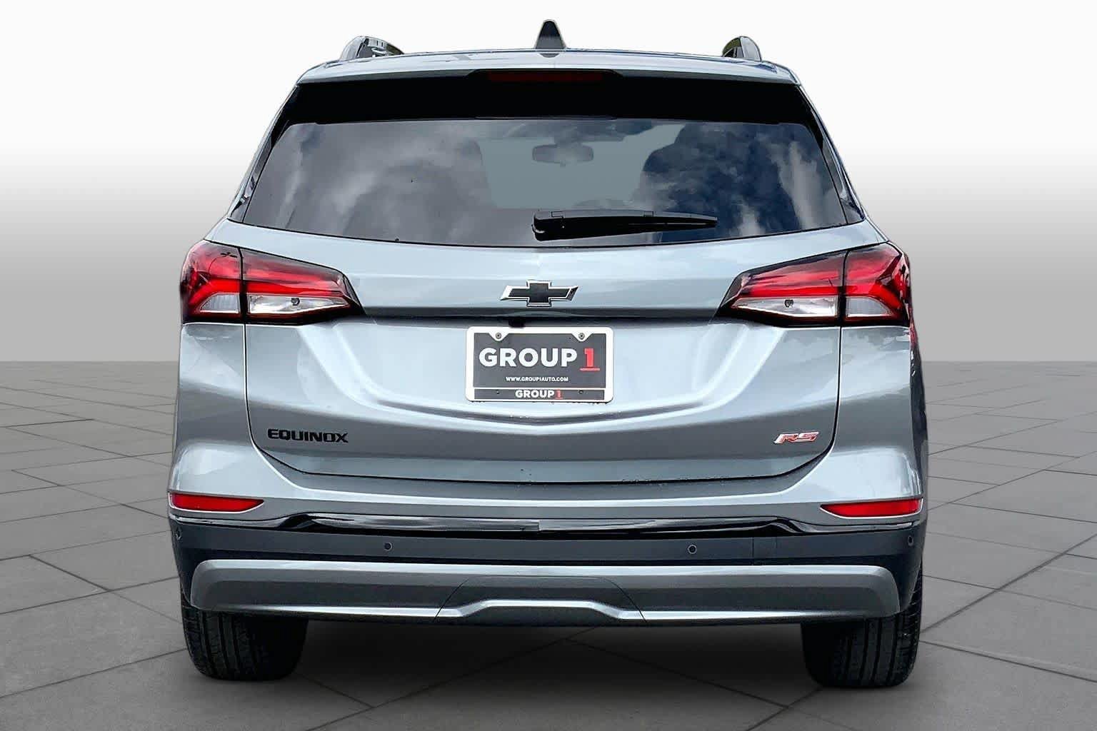 Used 2024 Chevrolet Equinox RS FWD image 5