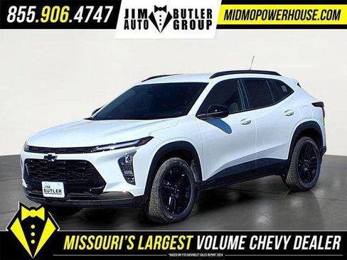 New 2026 Chevrolet Trax ACTIV w/ Driver Confidence Package FWD image 1