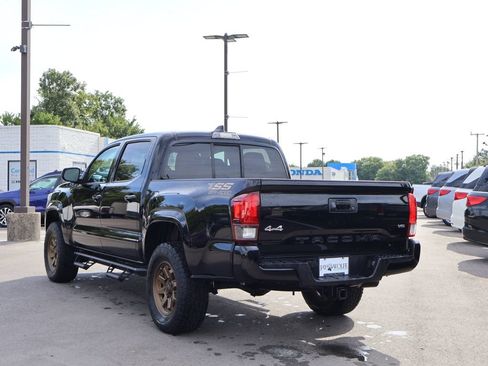 Used 2023 Toyota Tacoma SR AWD/4WD image 5