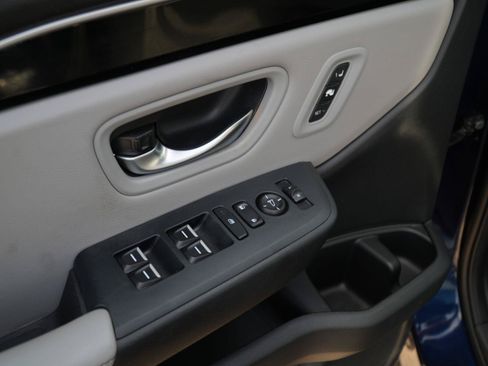 Used 2023 Honda Pilot Touring image 5