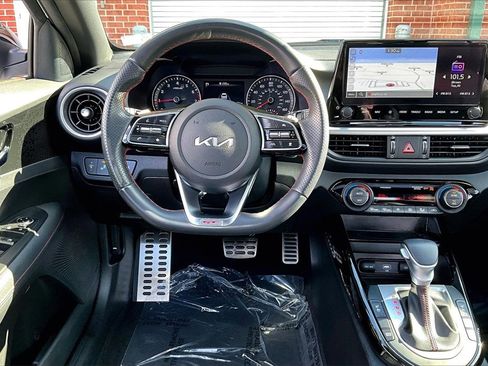 Used 2023 Kia Forte GT w/ GT2 Package image 4