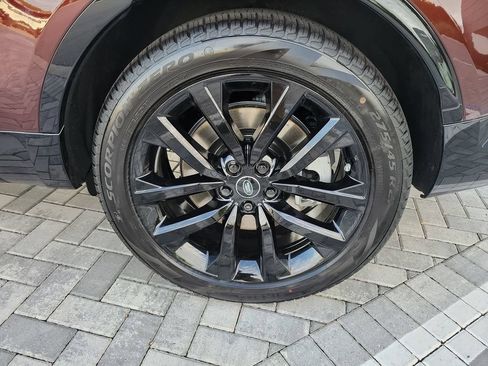 New 2026 Land Rover Discovery Limited Edition AWD/4WD image 14