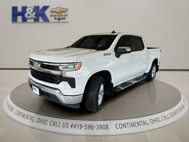 Used 2024 Chevrolet Silverado 1500 LT AWD/4WD image 3
