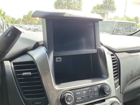 Used 2019 Chevrolet Tahoe LT AWD/4WD image 27