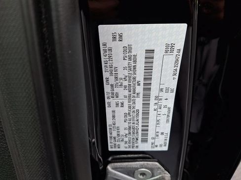 Certified 2018 Ford Escape SEL AWD/4WD image 32