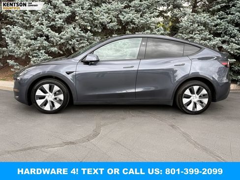 Used 2023 Tesla Model Y Long Range AWD/4WD image 4