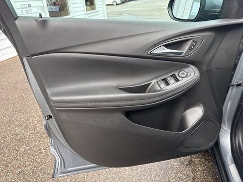 Used 2022 Buick Encore GX Preferred w/ Cold Weather Comfort Package image 11