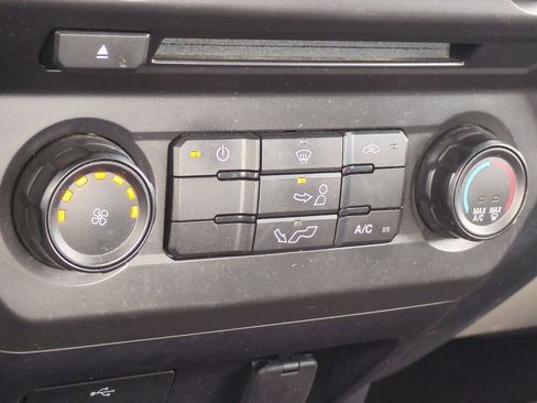 Used 2018 Ford F150 XL w/ Equipment Group 101A Mid image 32