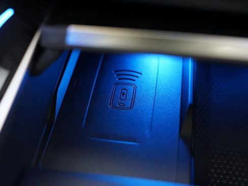 Used 2026 BMW X6 xDrive40i w/ Climate Comfort Package image 27