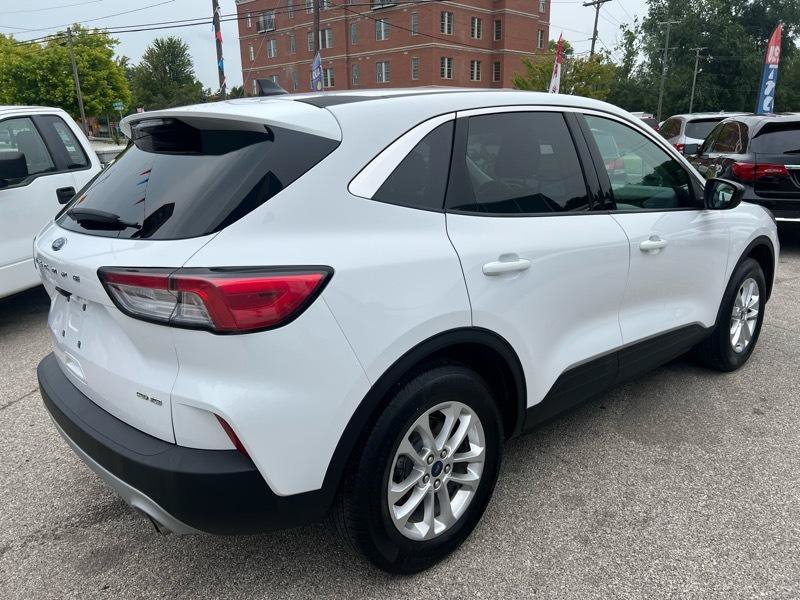 Used 2022 Ford Escape SE w/ Cold Weather Package AWD/4WD image 8