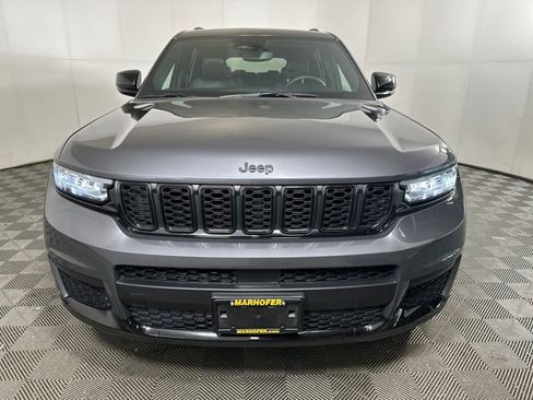 Used 2023 Jeep Grand Cherokee L Laredo image 8