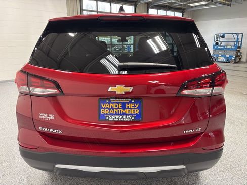 Used 2024 Chevrolet Equinox LT image 6