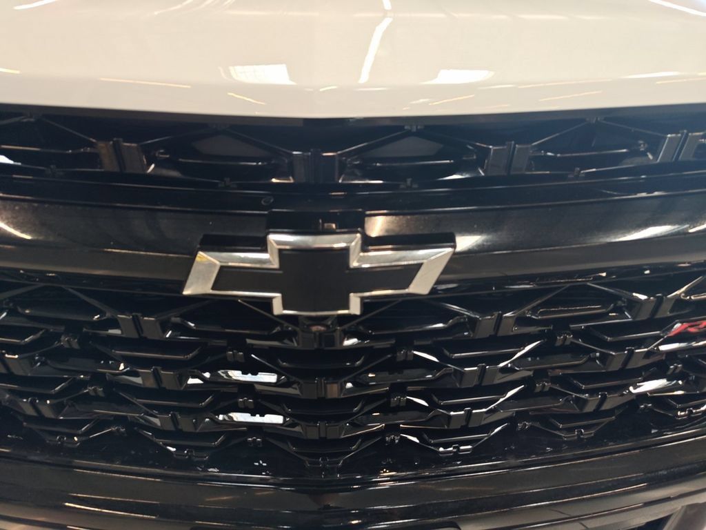 Certified 2026 Chevrolet Traverse RS w/ LPO, Floor Liner Package AWD/4WD image 30