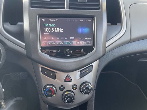 Used 2016 Chevrolet Sonic LT image 19