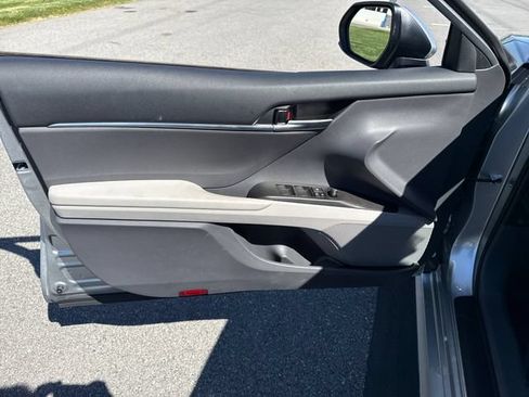 Used 2024 Toyota Camry LE FWD image 21