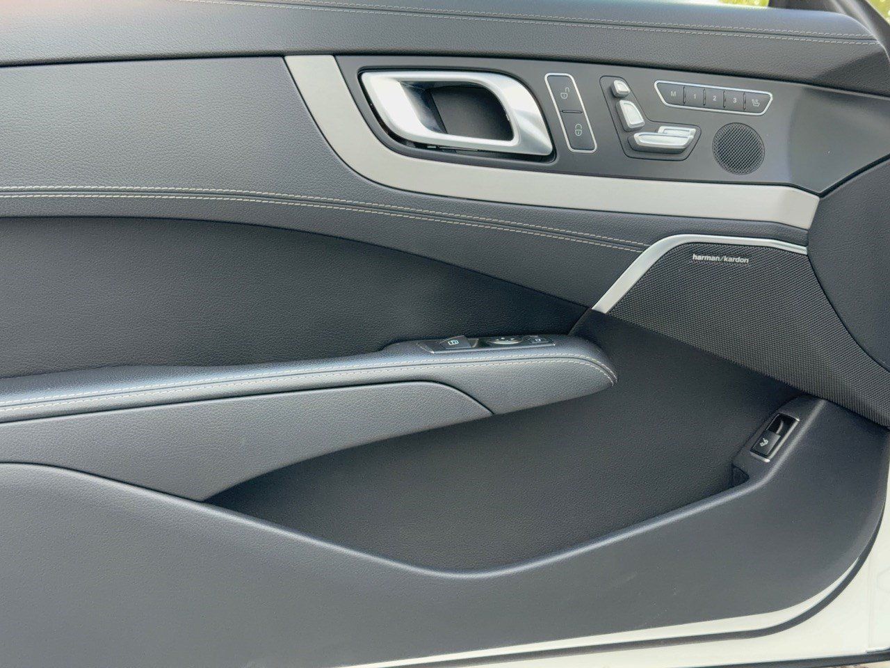 Used 2013 Mercedes-Benz SL 550 image 14