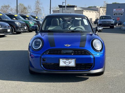New 2026 MINI Cooper 2-Door Hardtop image 8