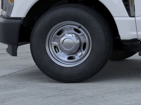 New 2025 Ford F250 XL image 19