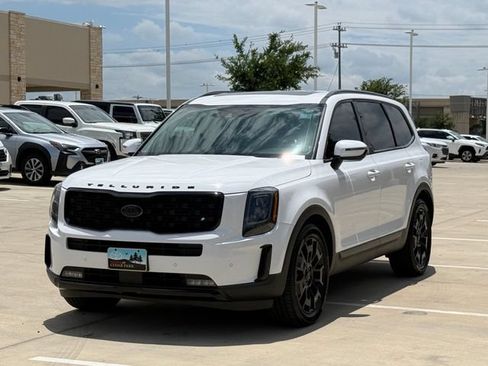 Used 2021 Kia Telluride SX w/ Nightfall Edition Package AWD/4WD image 8