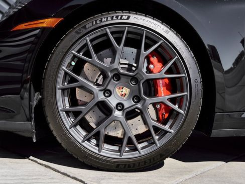 Used 2026 Porsche 911 Targa 4S image 3