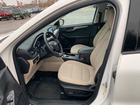 Certified 2022 Ford Escape SE w/ Convenience Package image 4