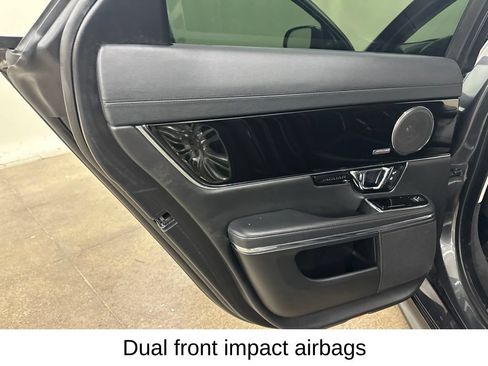 Used 2016 Jaguar XJ R-Sport AWD/4WD image 33