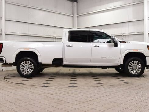 Used 2023 GMC Sierra 3500 Denali w/ Denali Ultimate Package image 9