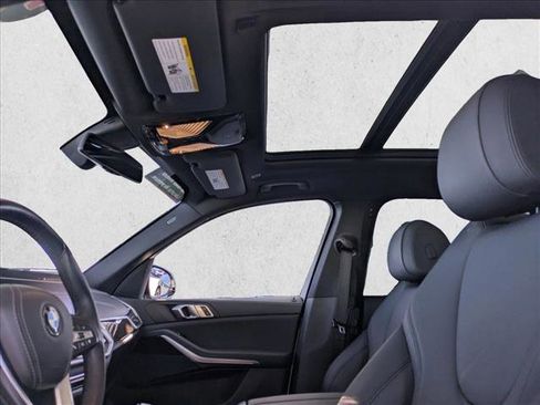 Used 2020 BMW X5 sDrive40i w/ Convenience Package image 16