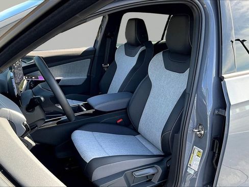 New 2026 Volkswagen ID.4 Pro image 21