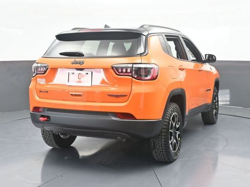New 2026 Jeep Compass Trailhawk image 5