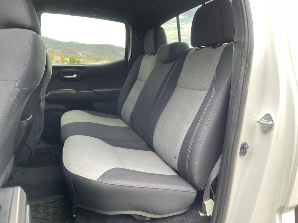 Used 2022 Toyota Tacoma TRD Off-Road RWD image 24