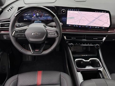 New 2026 Chevrolet Traverse RS image 11