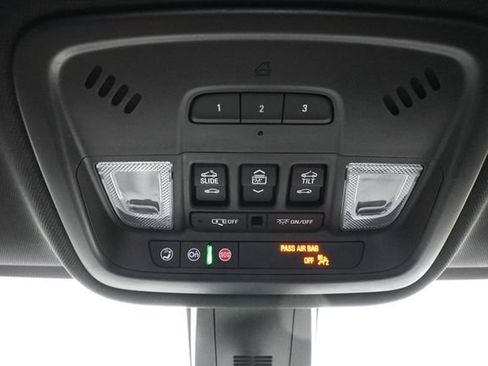 Used 2023 Chevrolet Traverse Premier w/ Redline Edition AWD/4WD image 47