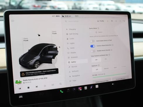Used 2023 Tesla Model Y Long Range AWD/4WD image 27