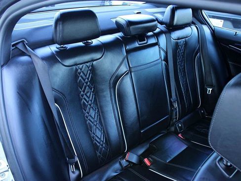 Used 2018 BMW M550i xDrive M550i xDrive image 22