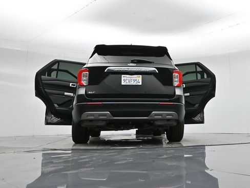 Certified 2022 Ford Explorer XLT w/ Equipment Group 202A image 48