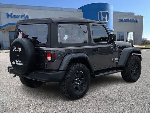 Used 2020 Jeep Wrangler Sport image 4