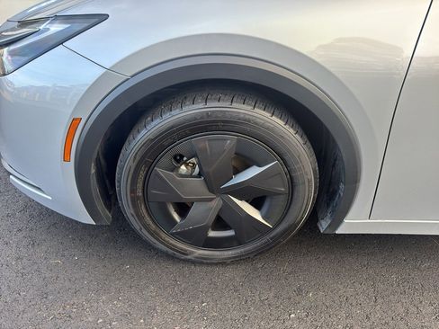 Used 2024 Toyota Prius LE image 24