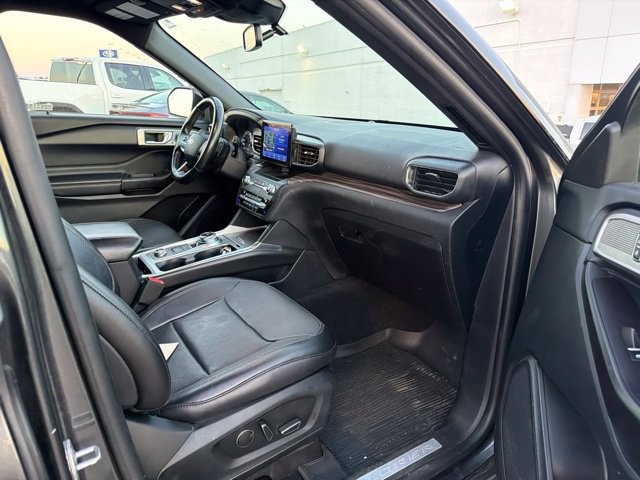 Used 2020 Ford Explorer Limited AWD/4WD image 13
