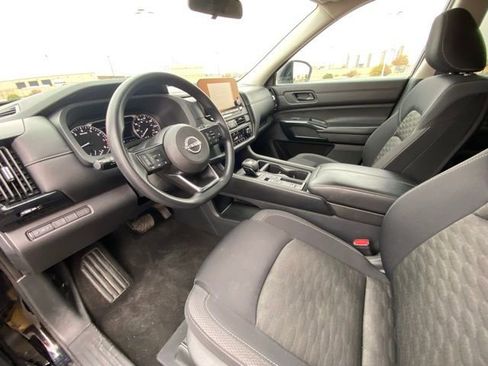 Certified 2023 Nissan Pathfinder S image 10