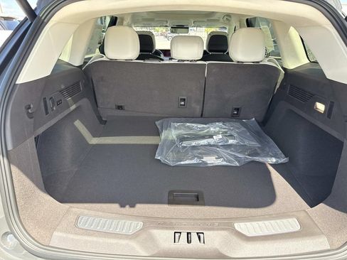 New 2026 Lincoln Nautilus Black Label AWD/4WD image 11