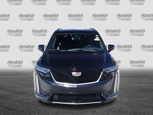 Used 2020 Cadillac XT6 Sport image 3